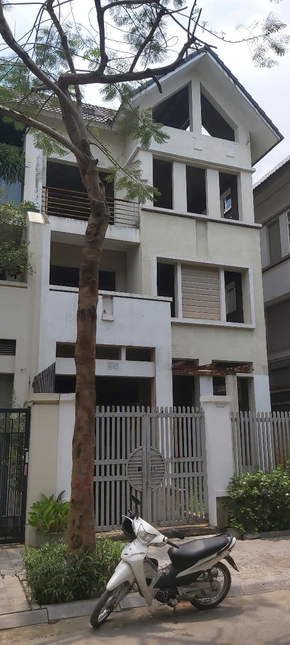 Hiện trạng biệt thự 3 tầng